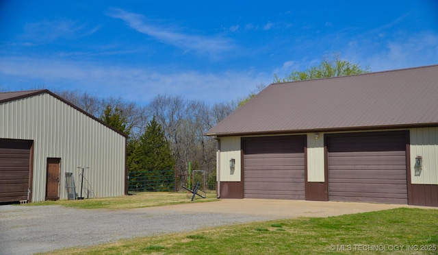 358653 E 5700th Rd, Jennings, OK 74038 - detached garage with fence