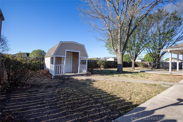 2 Aspen, Davis, OK 73030 - view of yard with an outbuilding and fence private yard