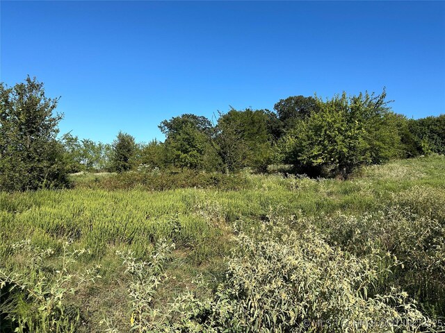706 Sandstone Rd, Durant, OK 74701