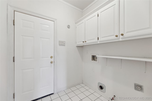 clothes washing area featuring washer hookup, crown molding, hookup for a gas dryer, cabinet space, and baseboards