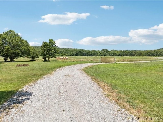 5763 Lakeview Dr, Mounds, OK 74047