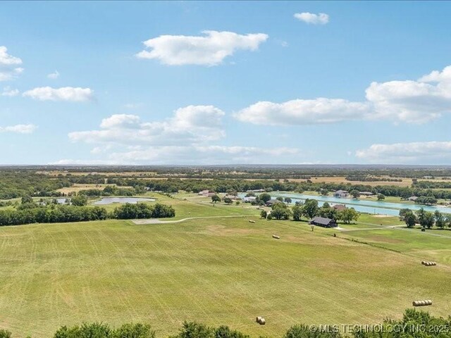 5763 Lakeview Dr, Mounds, OK 74047