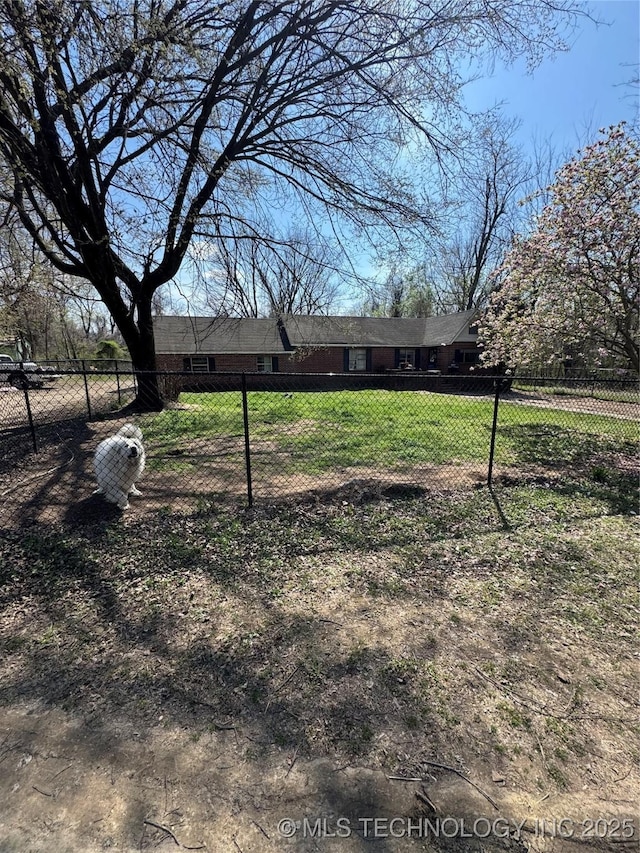 2701 E Harris Rd, Muskogee, OK 74403 - photo 2