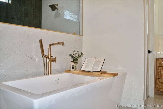 30303 E 59th St S, Broken Arrow, OK 74014 - bathroom featuring a sink and a bathtub
