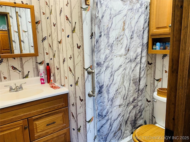 413822 S Sherman, Moyers, OK 74557 - full bath featuring wallpapered walls, toilet, a shower with shower curtain, and vanity
