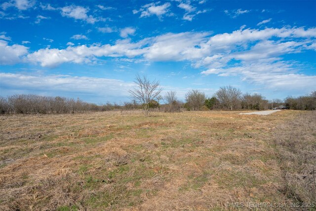 3 Hobbs Creek Rd, Collinsville, OK 74021