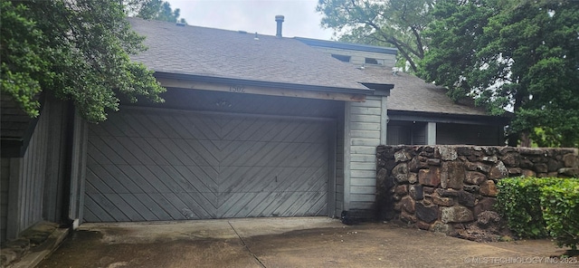 7502 S Winston Pl Unit 203, Tulsa, OK 74136 - view of garage