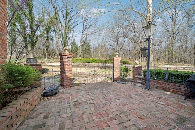 5980 Rolling Oaks, Muskogee, OK 74401 - view of gate with fence
