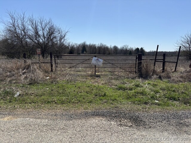 52 Highway, Morris, OK 74445