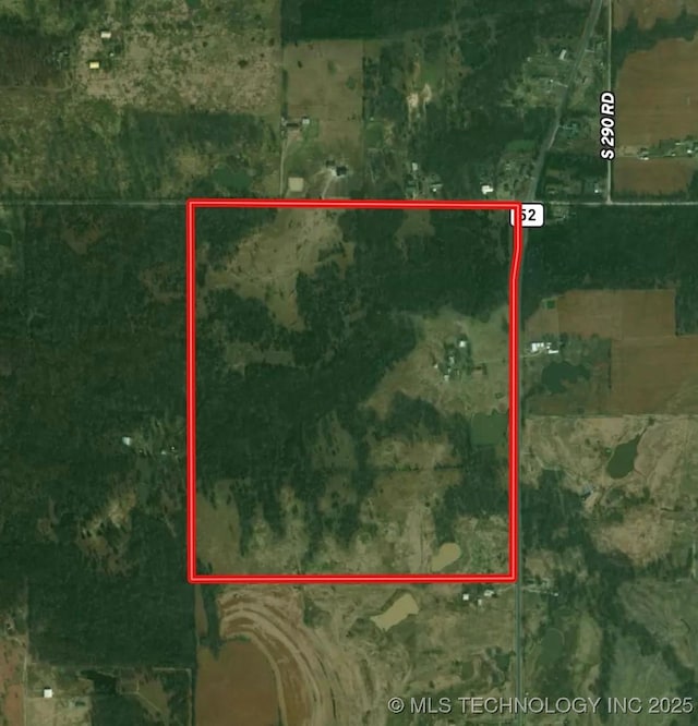 52 Highway, Morris, OK 74445