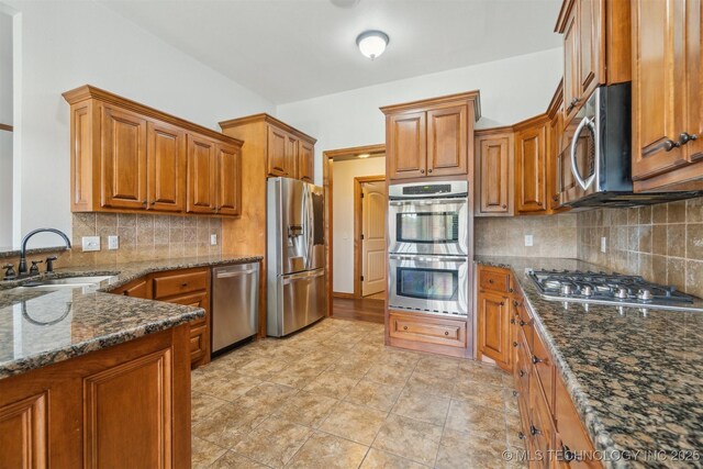917 Country Club Dr, Cushing, OK 74023 - photo 17