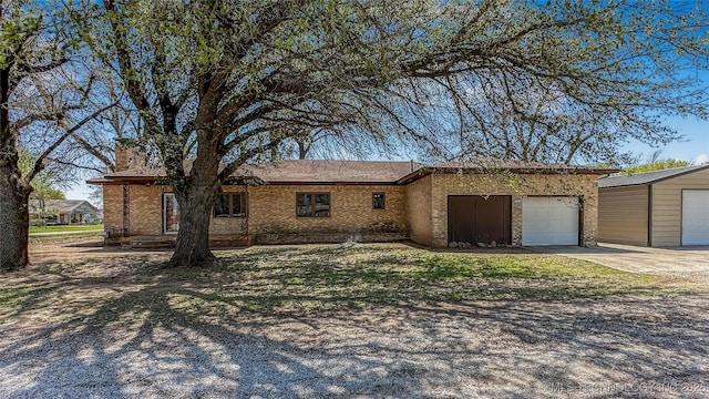 507 Chickasaw Ave, Terral, OK 73569 - photo 1