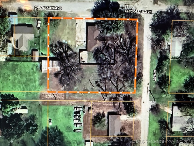 507 Chickasaw Ave, Terral, OK 73569 - photo 48