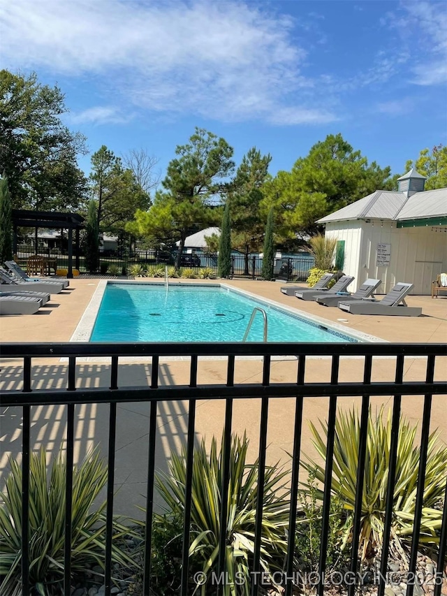 447560 Angler Way, Vinita, OK 74301 - pool featuring fence and a patio area