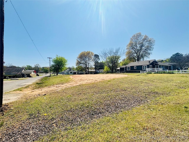 111 N 5th St, Eufaula, OK 74432