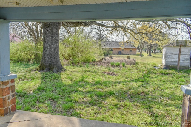 311 SW 4th St, Antlers, OK 74523 - view of yard