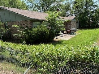 901 S Anthony St, Muskogee, OK 74403 - view of green lawn