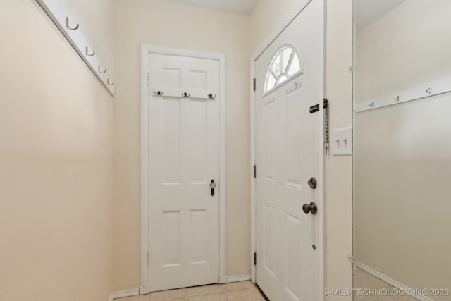 204 S Jamestown Ave, Tulsa, OK 74112 - entryway with light tile patterned flooring and baseboards