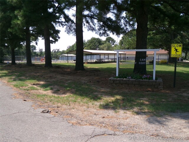 Lakeland Rd, Checotah, OK 74426