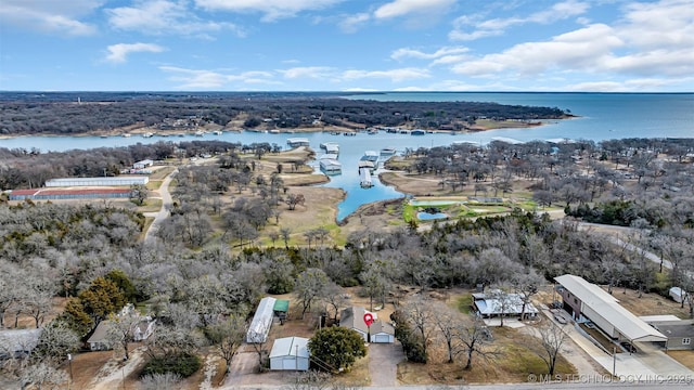 7172 C St, Kingston, OK 73439 - aerial view with a water view