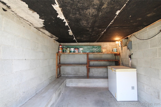 72036 S 324th Rd, Wagoner, OK 74467 - unfinished below grade area with white fridge