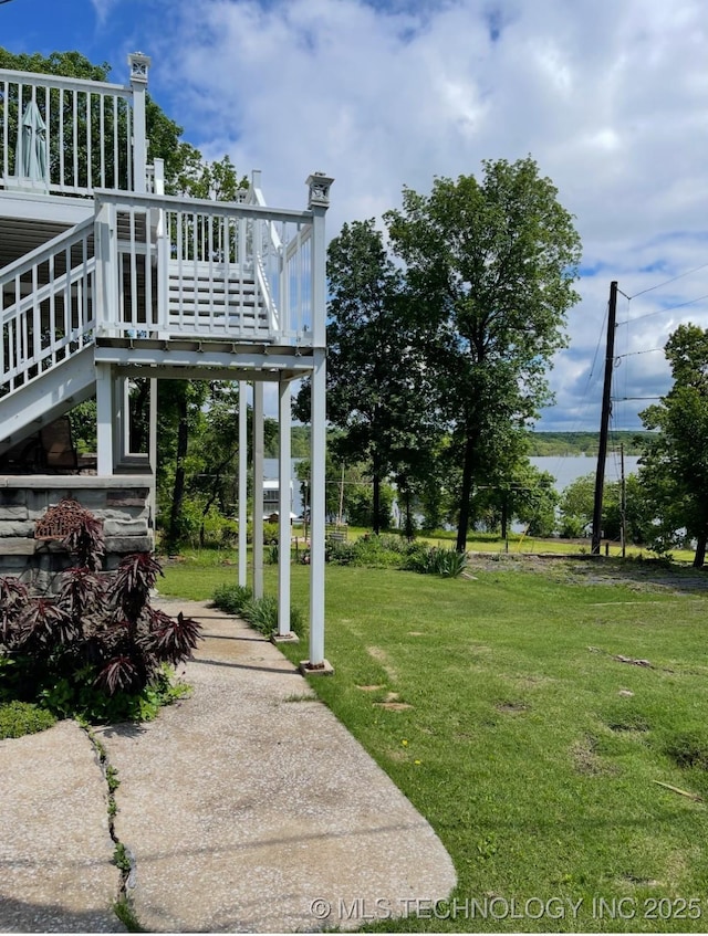 72036 S 324th Rd, Wagoner, OK 74467 - view of green lawn with stairs