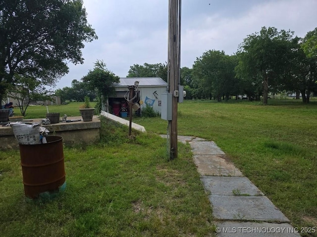 6750 Meridian Rd, Ardmore, OK 73401 - view of green lawn