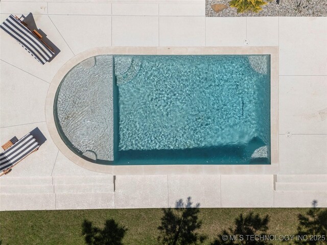 2996 E 142nd Ct S, Bixby, OK 74008 - view of swimming pool