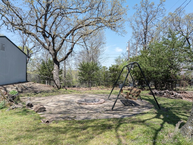 view of yard with fence