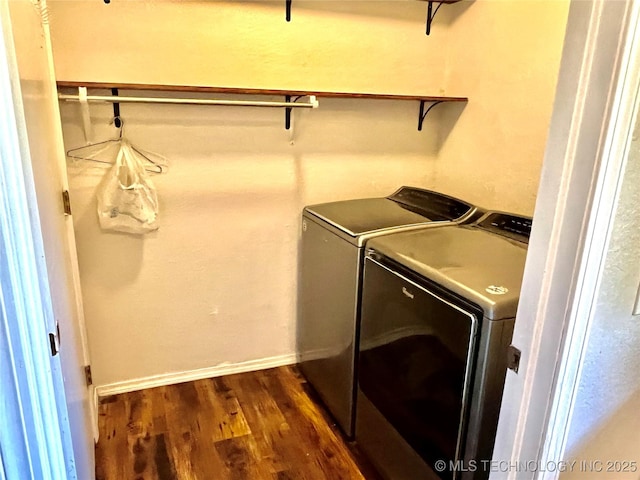 28494 E 139th St S, Coweta, OK 74429 - laundry room featuring washer and dryer, dark wood-style flooring, laundry area, and baseboards