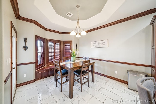 dining area featuring visible vents, baseboards, marble finish floor, and a chandelier