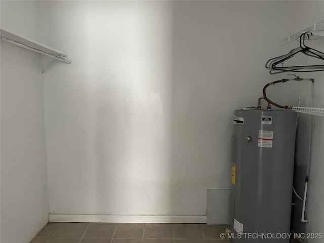 236 Bluebird Ln, Colbert, OK 74733 - utility room with water heater