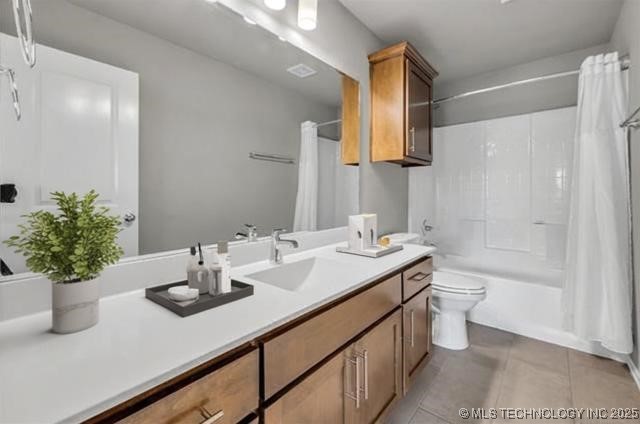 11439 N 162nd E Ave, Owasso, OK 74055 - full bath with vanity, toilet, tile patterned flooring, and shower / bath combo with shower curtain