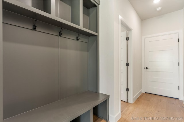17822 E Patriot Dr, Owasso, OK 74055 - mudroom featuring light wood-type flooring and baseboards