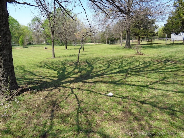 16893 E 116th St N, Owasso, OK 74055 - view of yard featuring fence