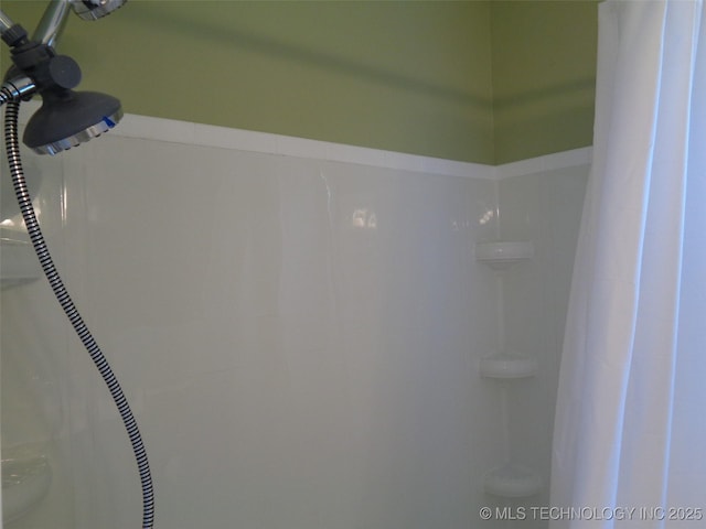 16893 E 116th St N, Owasso, OK 74055 - room details featuring a shower