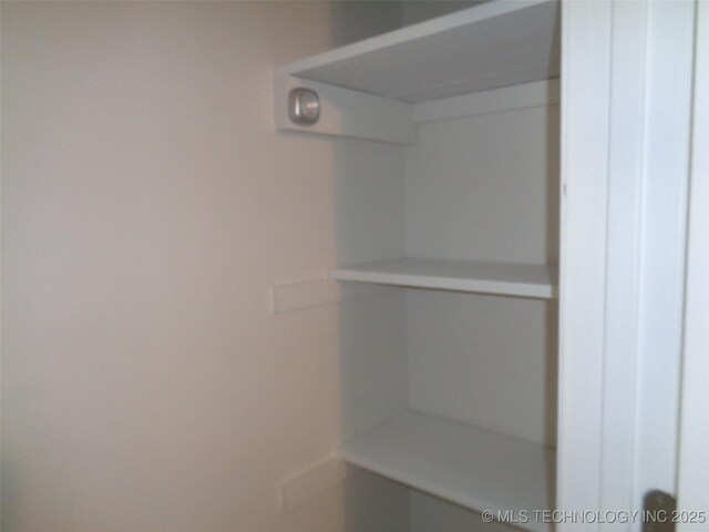 16893 E 116th St N, Owasso, OK 74055 - view of closet