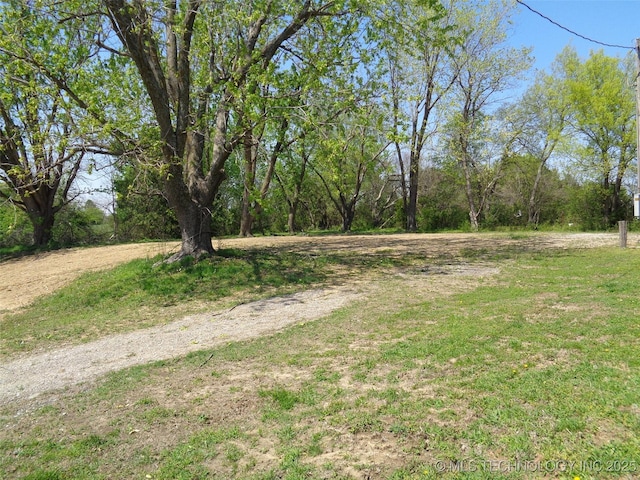 16893 E 116th St N, Owasso, OK 74055 - view of yard