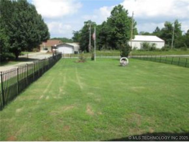 351 Hamilton Rd, Eufaula, OK 74432 - view of yard with fence