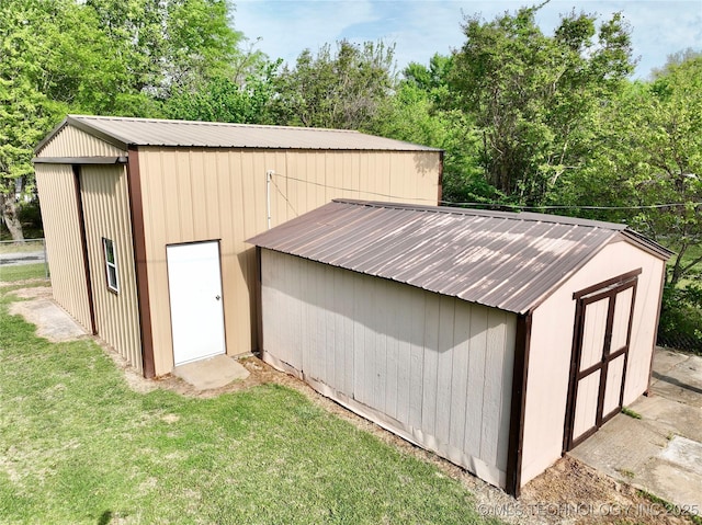 351 Hamilton Rd, Eufaula, OK 74432 - view of outbuilding featuring an outbuilding