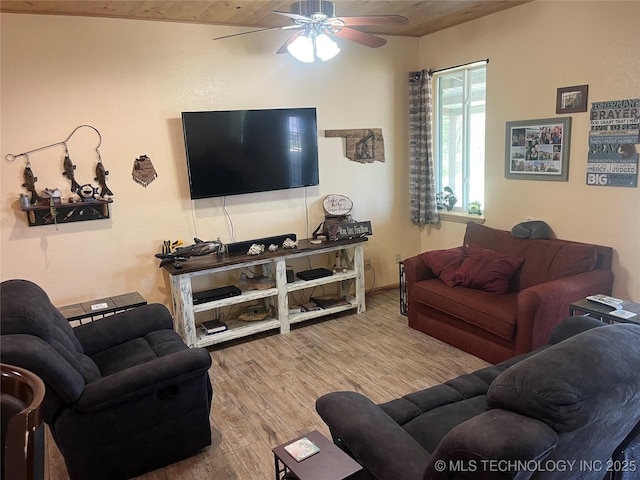 107349 S 4091st Rd, Checotah, OK 74426 - living room with wood finished floors and ceiling fan