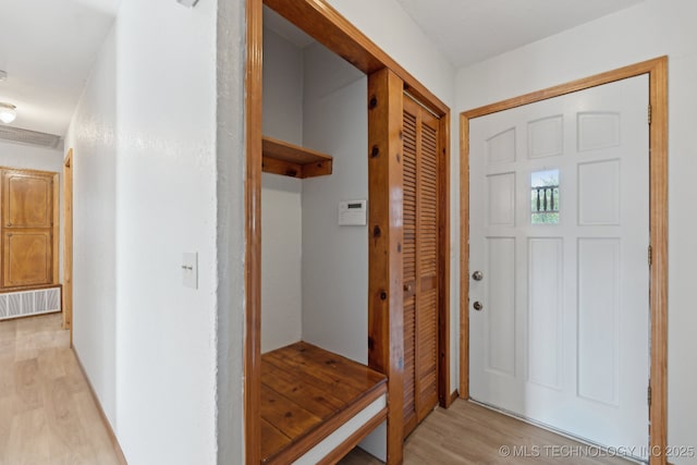 13973 S Hickory St, Glenpool, OK 74033 - entryway featuring light wood-style floors and visible vents