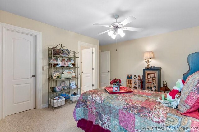 bedroom with carpet flooring and ceiling fan