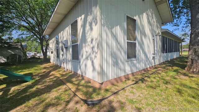 506 S Delaware Ave, Okmulgee, OK 74447 - view of side of home featuring a yard