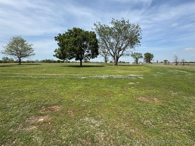402325 W 2100th Rd, Bartlesville, OK 74006 - view of green lawn with a view of countryside