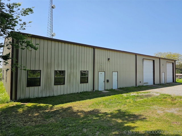 view of outbuilding featuring an outbuilding
