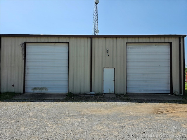 view of detached garage