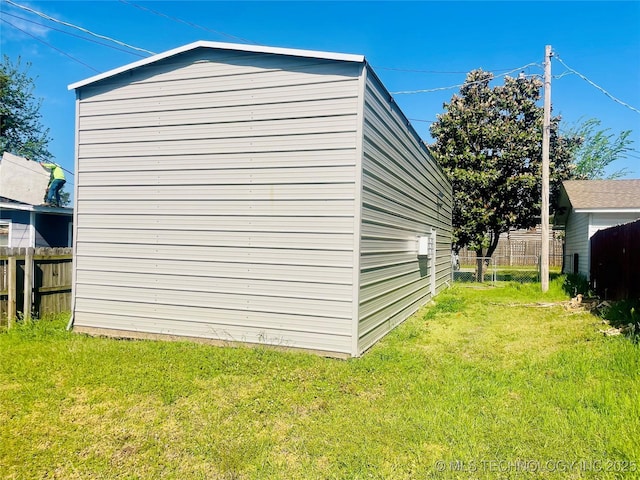 109 Ash Ave, Fort Gibson, OK 74434 - view of outbuilding with fence