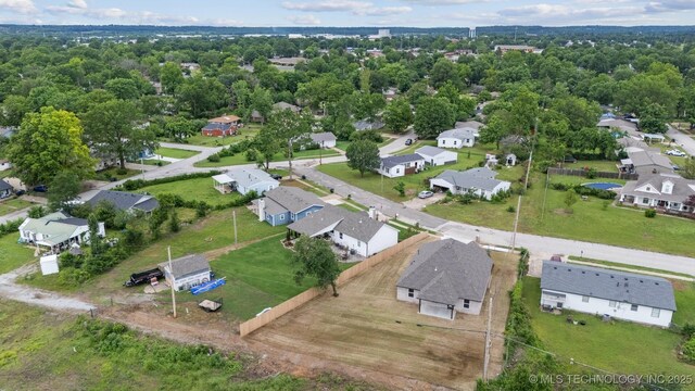 919 E 11th St, Claremore, OK 74017 - aerial view of residential area