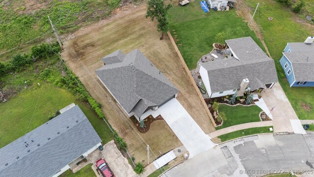 919 E 11th St, Claremore, OK 74017 - aerial view